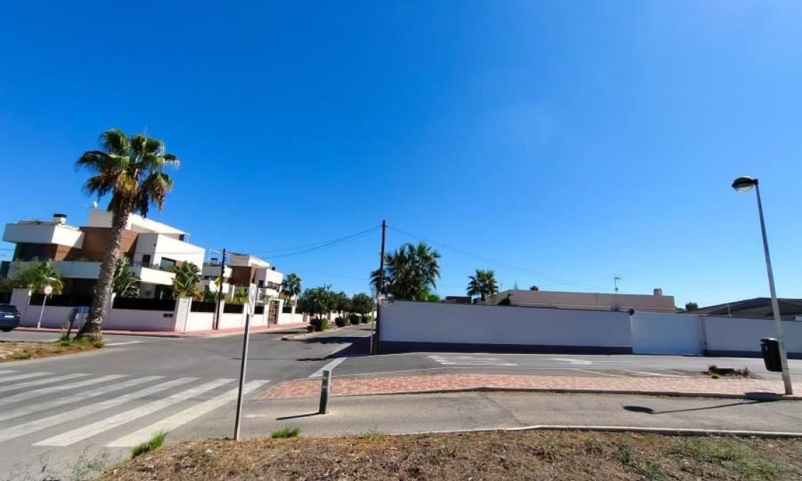 Wiederverkauf - Villa -
Torrevieja - Torreta Florida