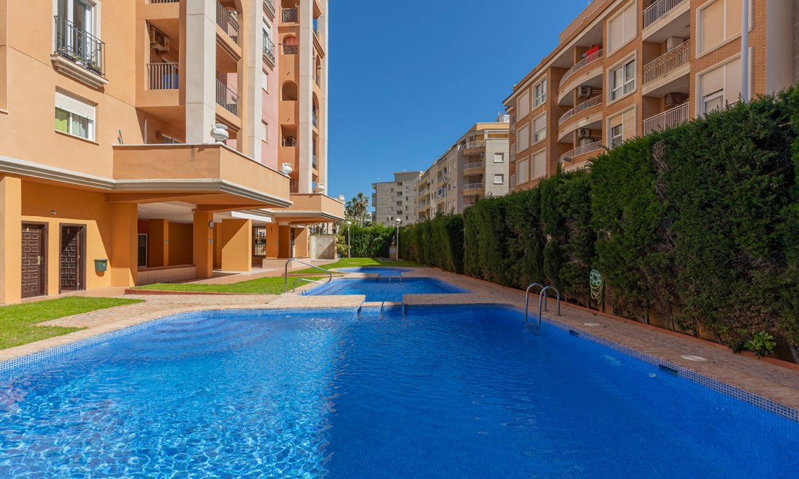 Wiederverkauf - Wohnung -
Torrevieja - Costa Blanca