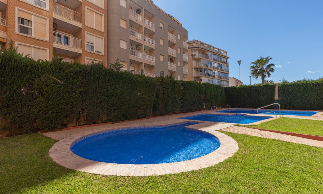 Wiederverkauf - Wohnung -
Torrevieja - Costa Blanca