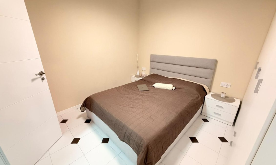 Wiederverkauf - Wohnung -
Torrevieja - Centro