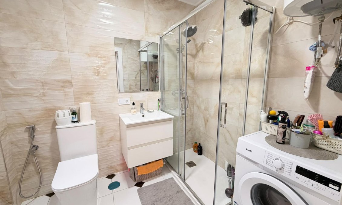 Wiederverkauf - Wohnung -
Torrevieja - Centro