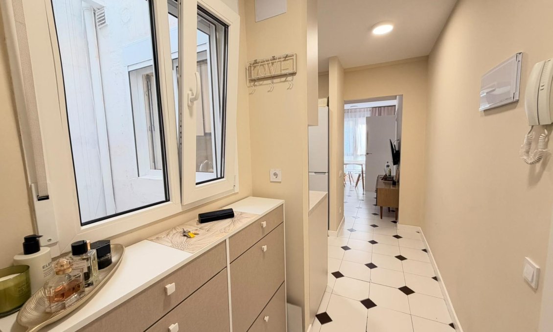 Wiederverkauf - Wohnung -
Torrevieja - Centro
