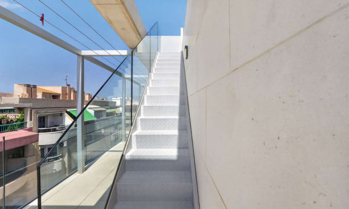 Revânzare - Apartament -
Torrevieja - Costa Blanca