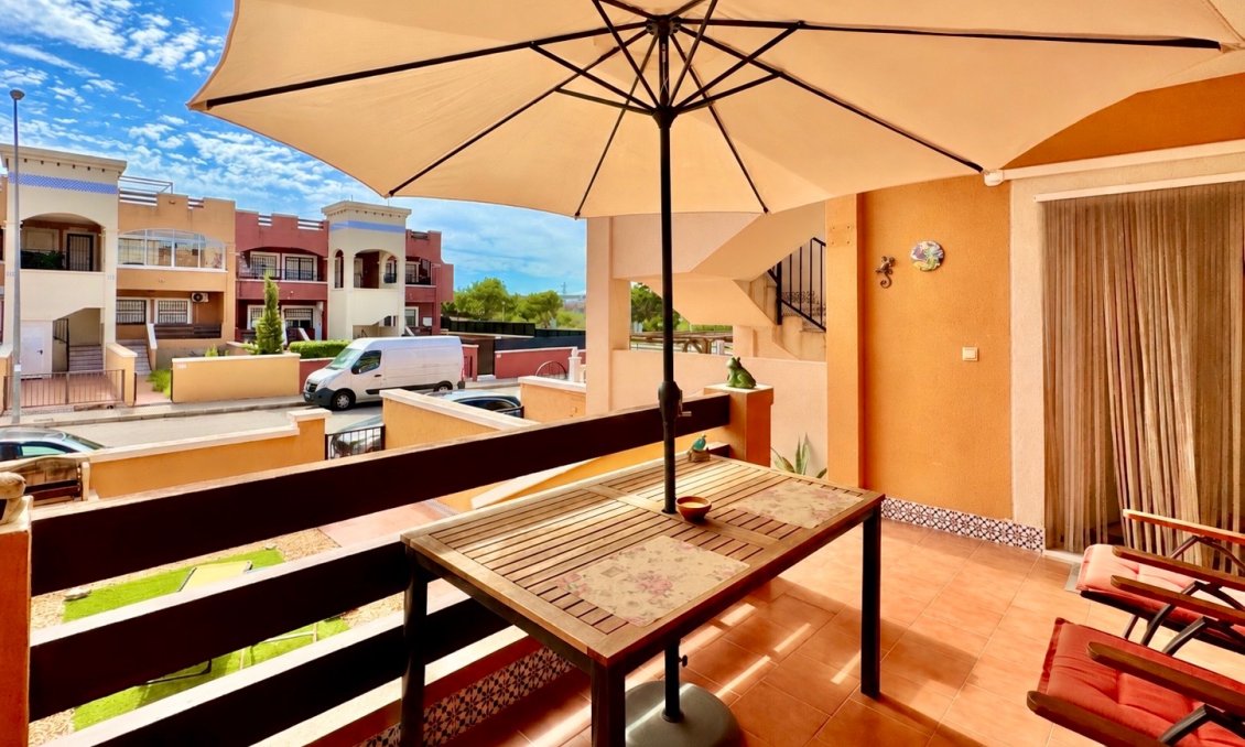 Revânzare - Apartament -
Orihuela Costa - Costa Blanca