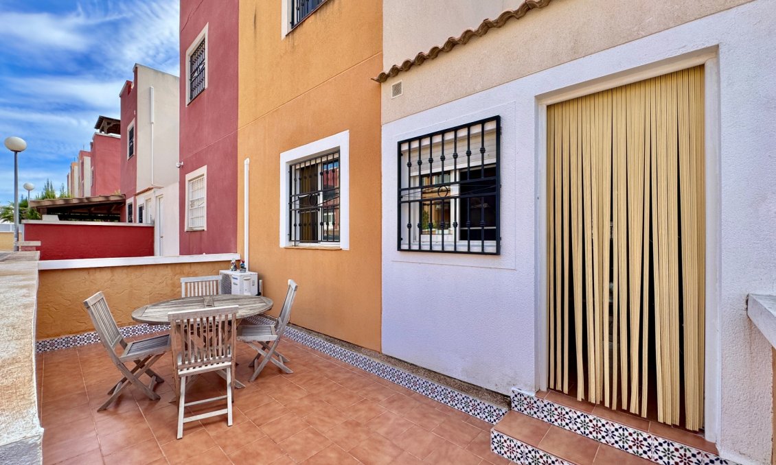 Revânzare - Apartament -
Orihuela Costa - Costa Blanca