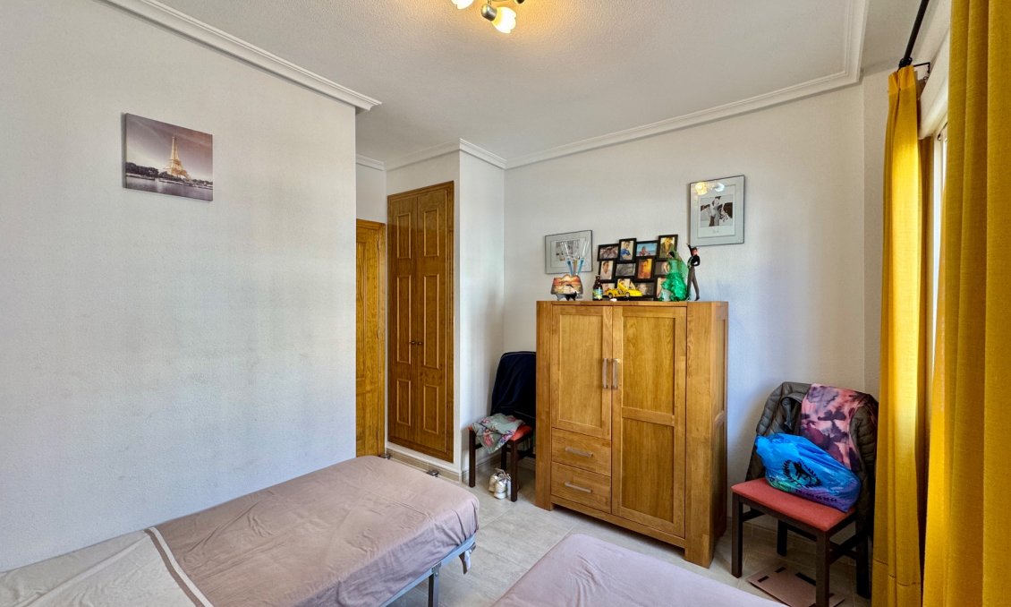 Revânzare - Apartament -
Orihuela Costa - Costa Blanca
