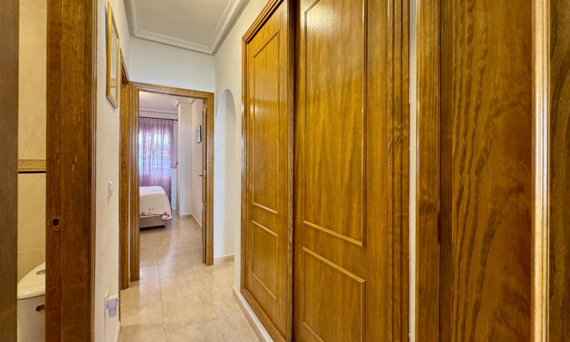 Revânzare - Apartament -
Orihuela Costa - Costa Blanca