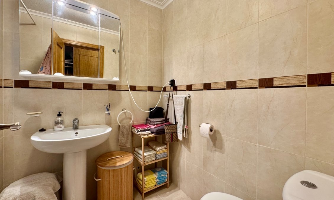 Revânzare - Apartament -
Orihuela Costa - Costa Blanca