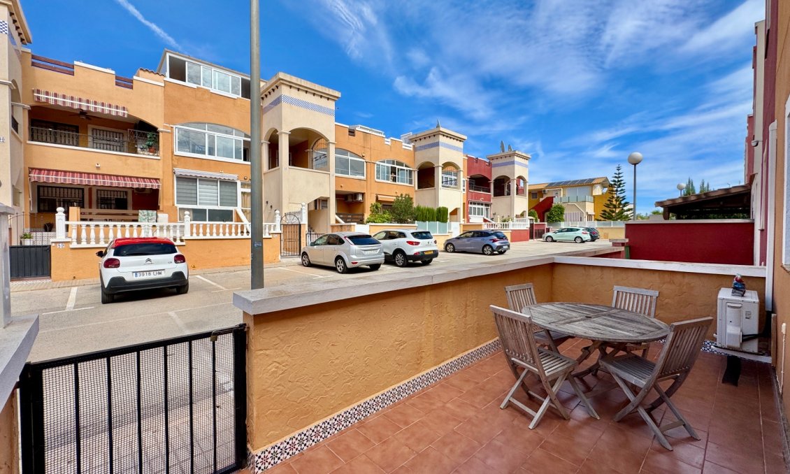 Revânzare - Apartament -
Orihuela Costa - Costa Blanca