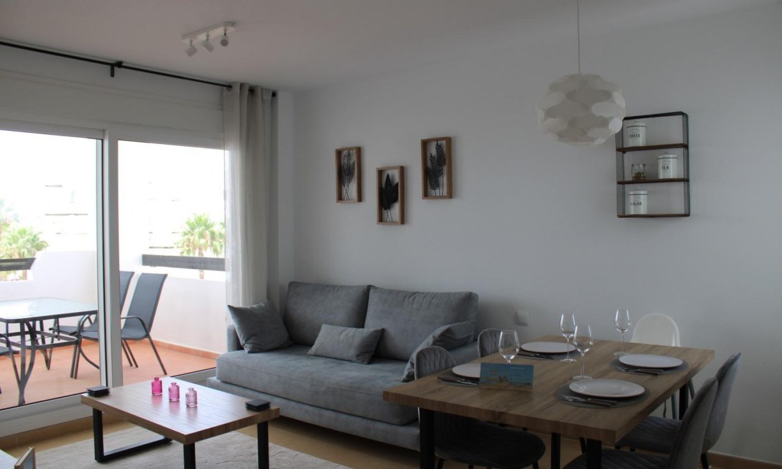 Wiederverkauf - Wohnung -
Roldan - Inland