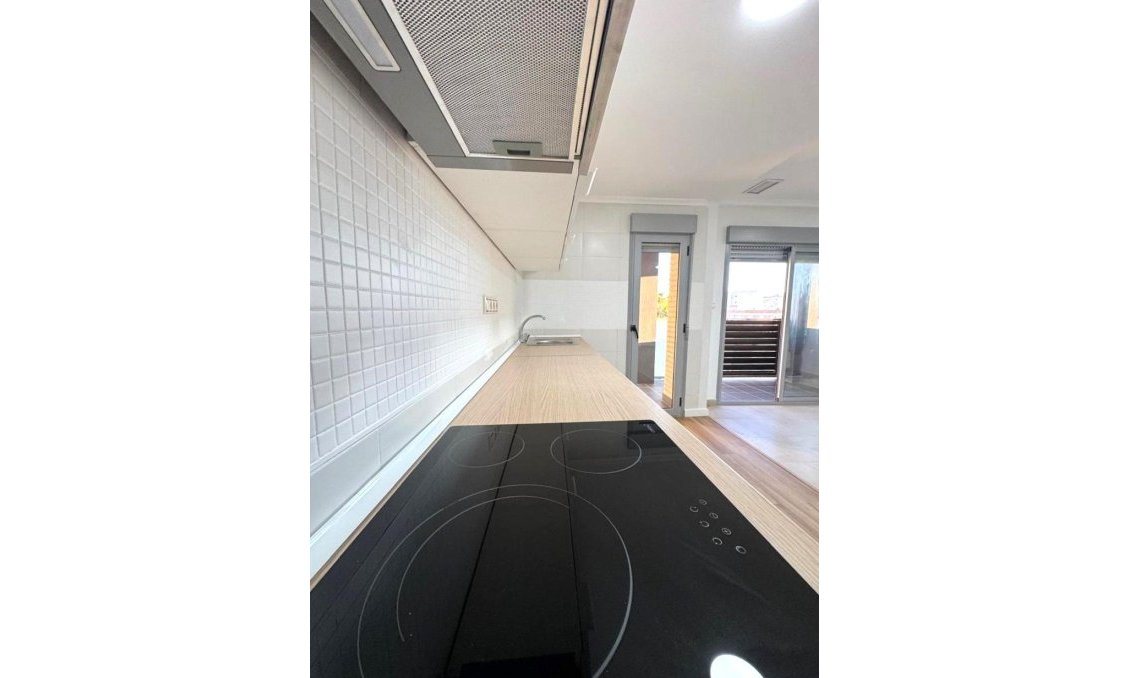 Wiederverkauf - Wohnung -
Torrevieja - Centro