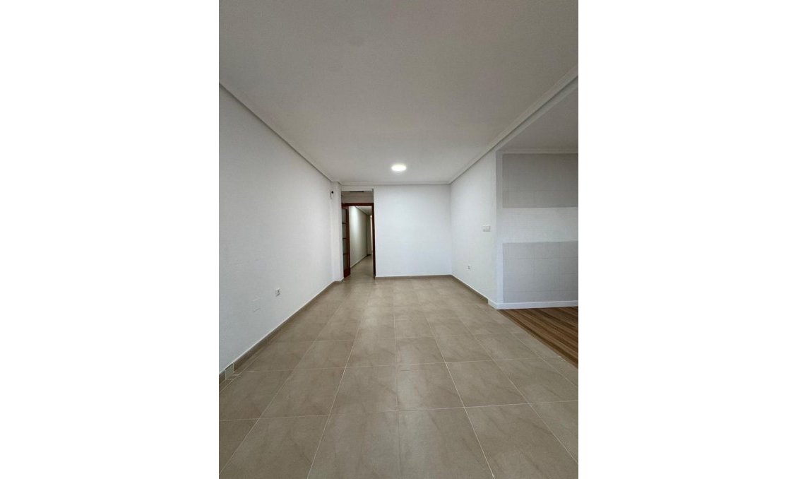 Wiederverkauf - Wohnung -
Torrevieja - Centro