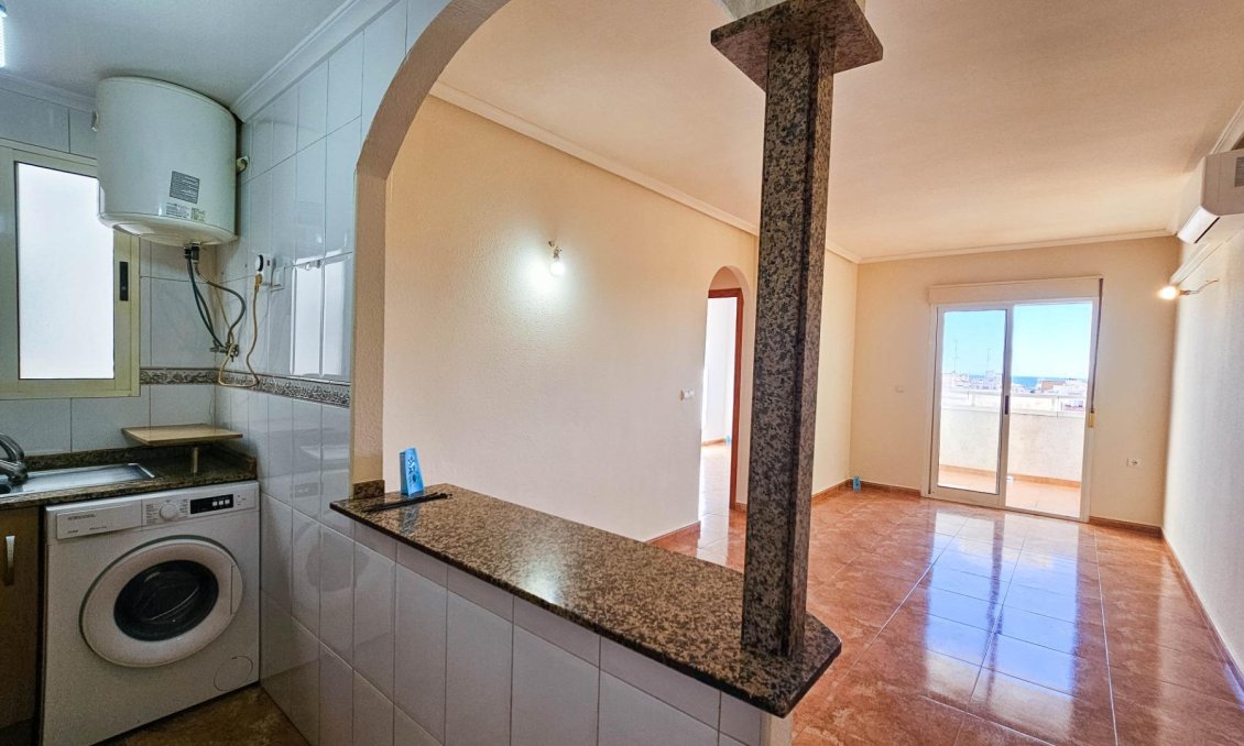Wiederverkauf - Wohnung -
Torrevieja - Centro