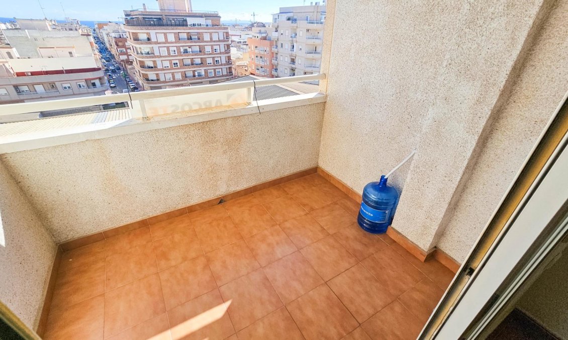 Wiederverkauf - Wohnung -
Torrevieja - Centro