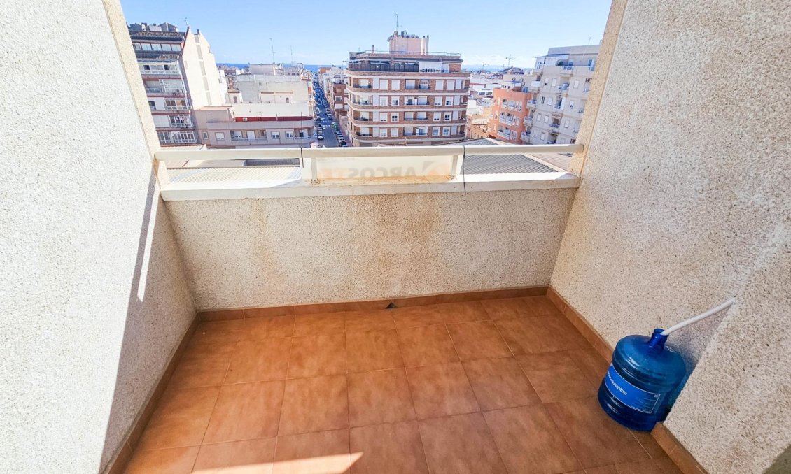 Wiederverkauf - Wohnung -
Torrevieja - Centro