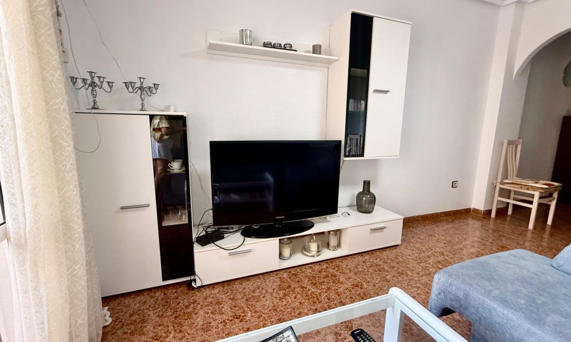 Wiederverkauf - Wohnung -
Torrevieja - PARQUE DE LAS NACIONES