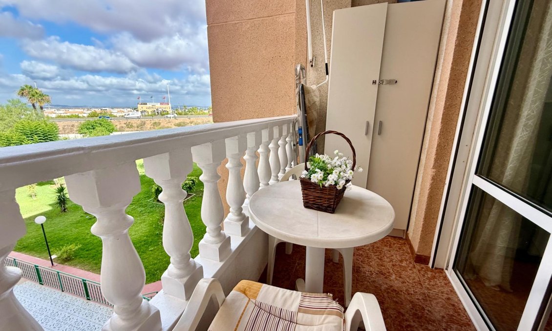 Wiederverkauf - Wohnung -
Torrevieja - PARQUE DE LAS NACIONES
