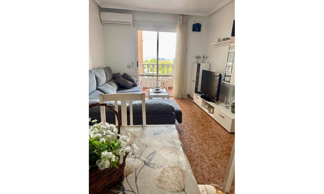 Wiederverkauf - Wohnung -
Torrevieja - PARQUE DE LAS NACIONES