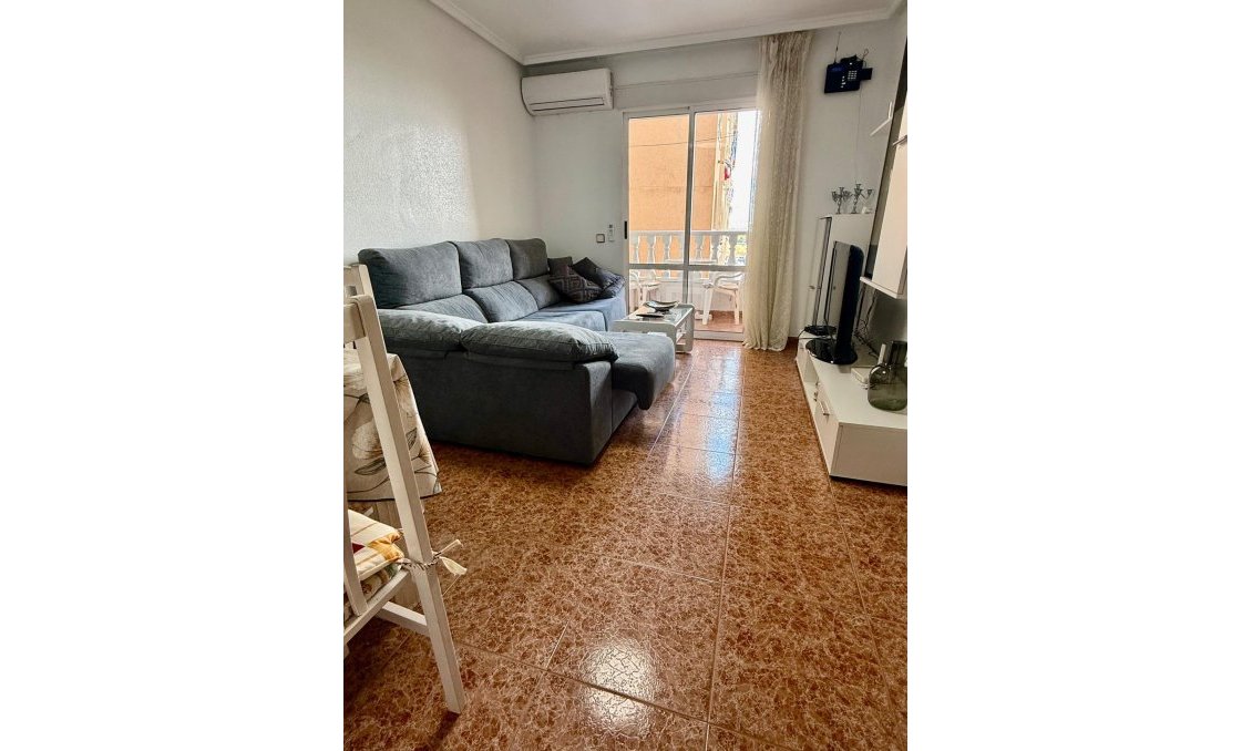 Wiederverkauf - Wohnung -
Torrevieja - PARQUE DE LAS NACIONES