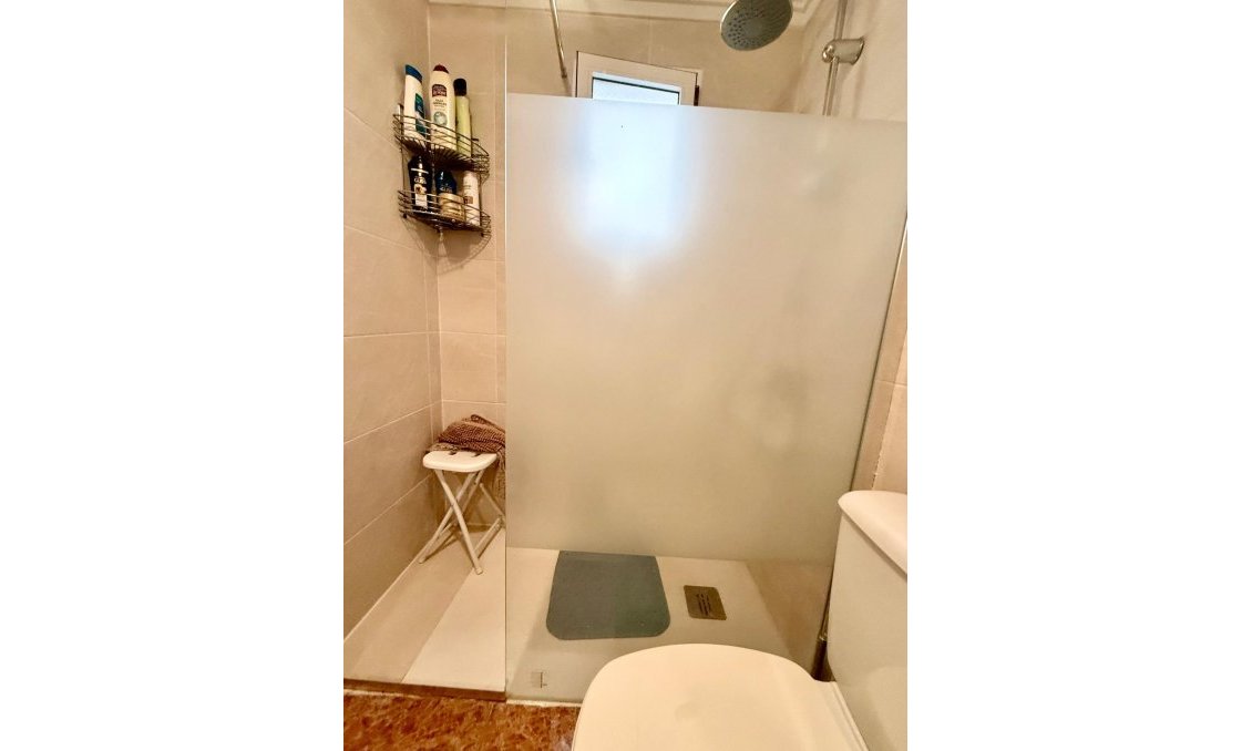 Wiederverkauf - Wohnung -
Torrevieja - PARQUE DE LAS NACIONES