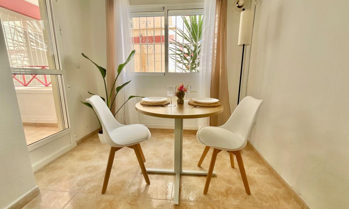 Revente - Appartement -
Torrevieja - PARQUE DE LAS NACIONES