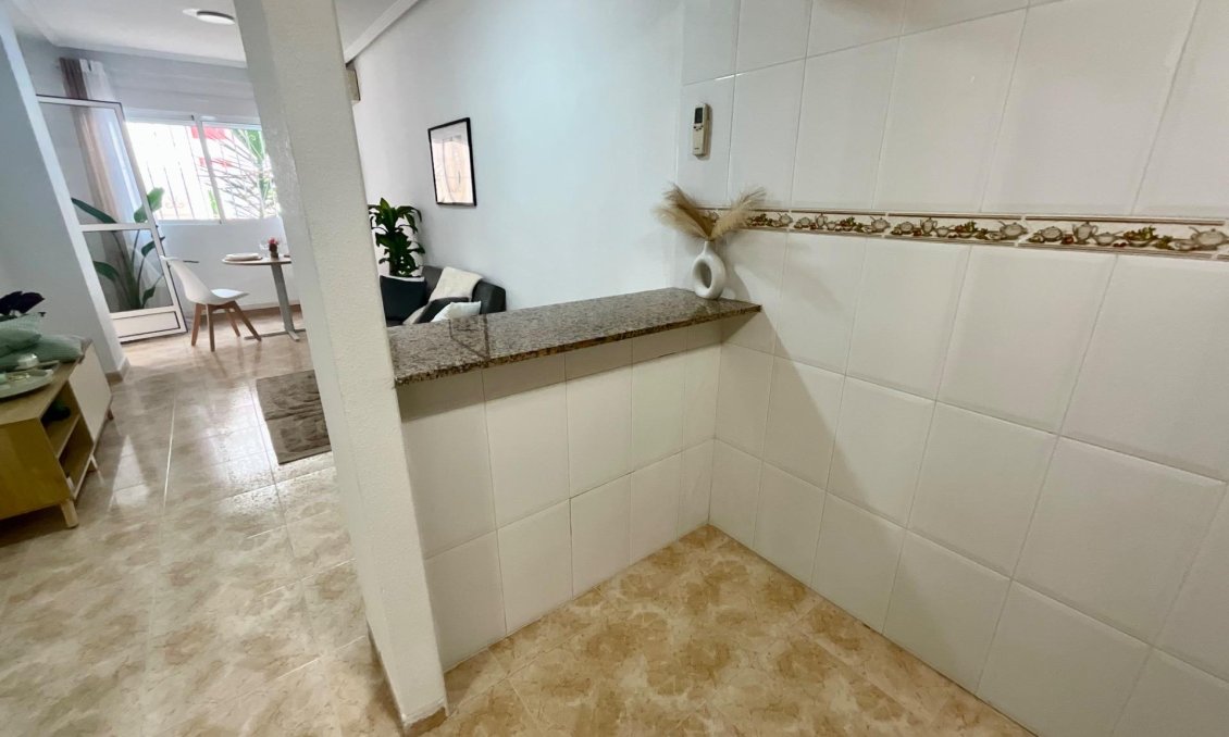 Revente - Appartement -
Torrevieja - PARQUE DE LAS NACIONES