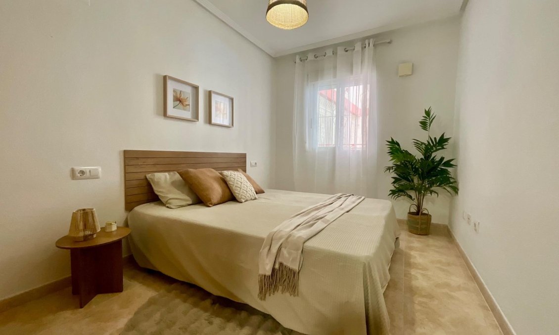 Revente - Appartement -
Torrevieja - PARQUE DE LAS NACIONES
