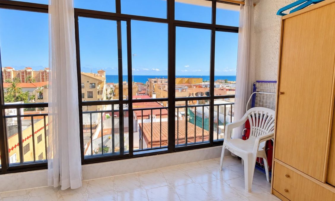 Revente - Attique -
Torrevieja - Los Europeos