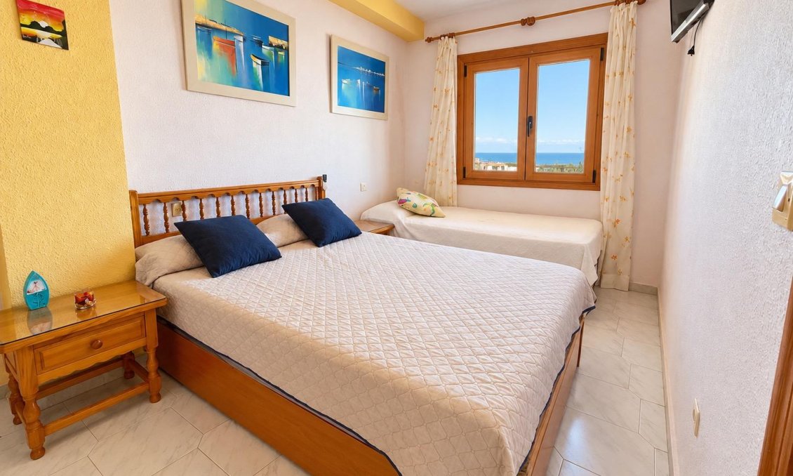 Revente - Attique -
Torrevieja - Los Europeos