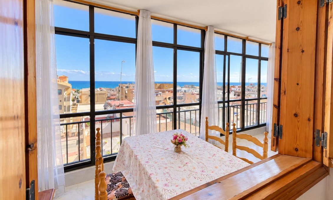 Revente - Attique -
Torrevieja - Los Europeos