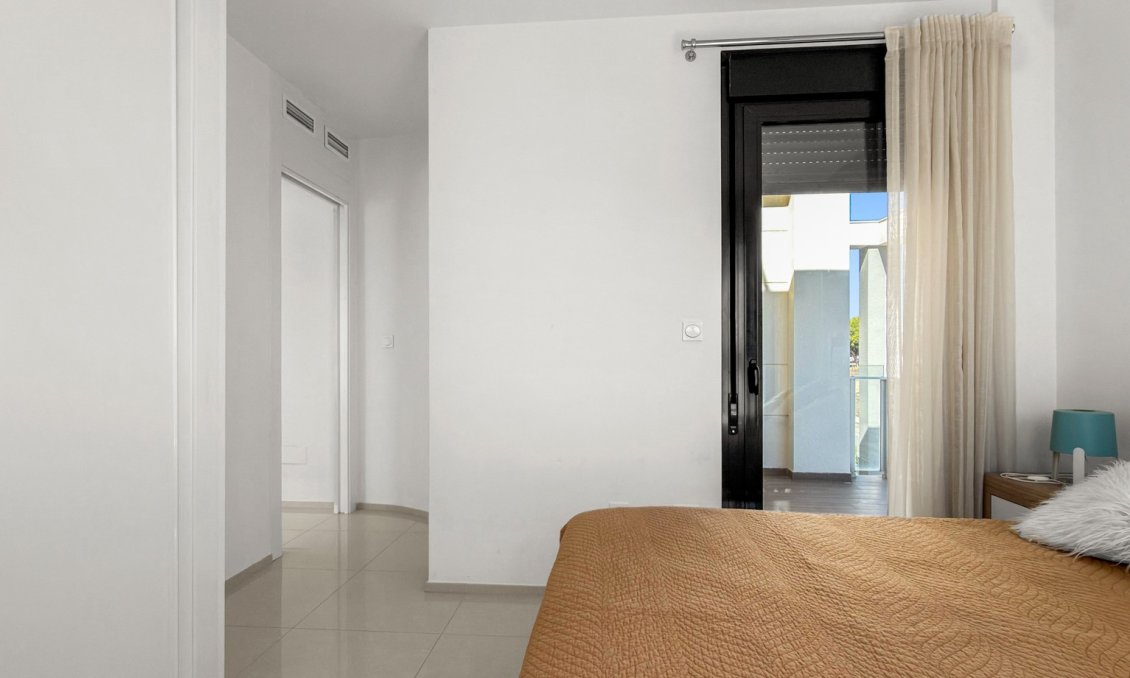 Revente - Appartement -
Orihuela Costa - Costa Blanca