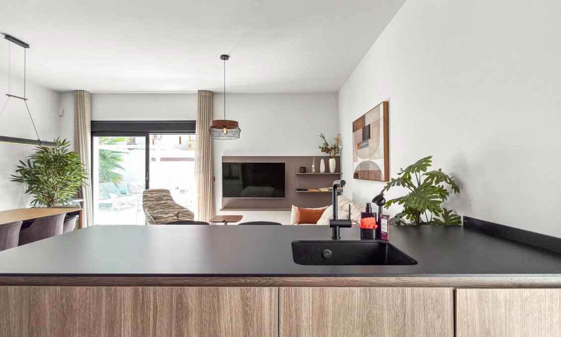 Revente - Villa -
Rojales - Inland
