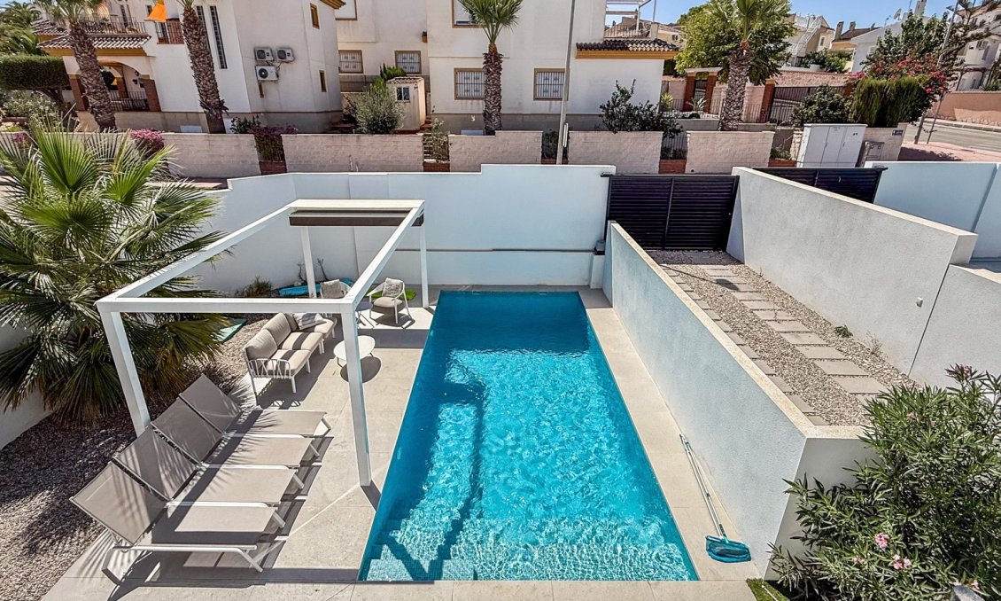 Revente - Villa -
Rojales - Inland