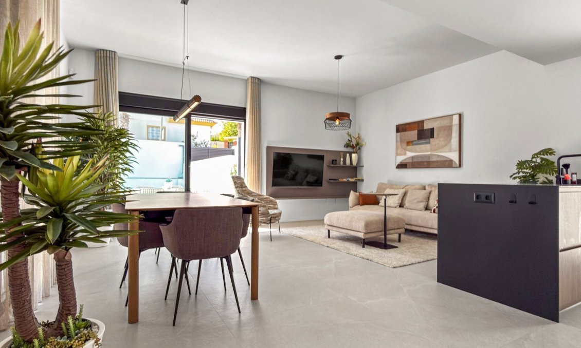 Revente - Villa -
Rojales - Inland