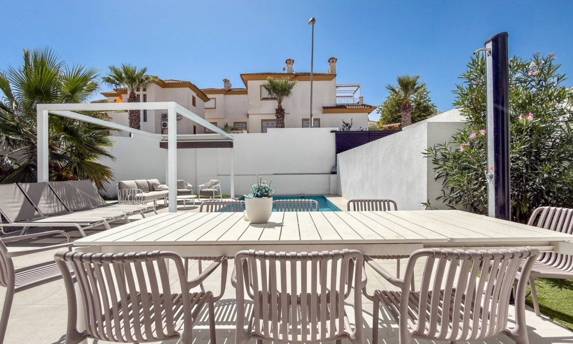 Revente - Villa -
Rojales - Inland