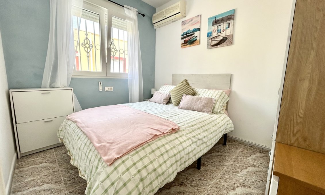 Revente - Maison de ville -
Cabo Roig - Costa Blanca
