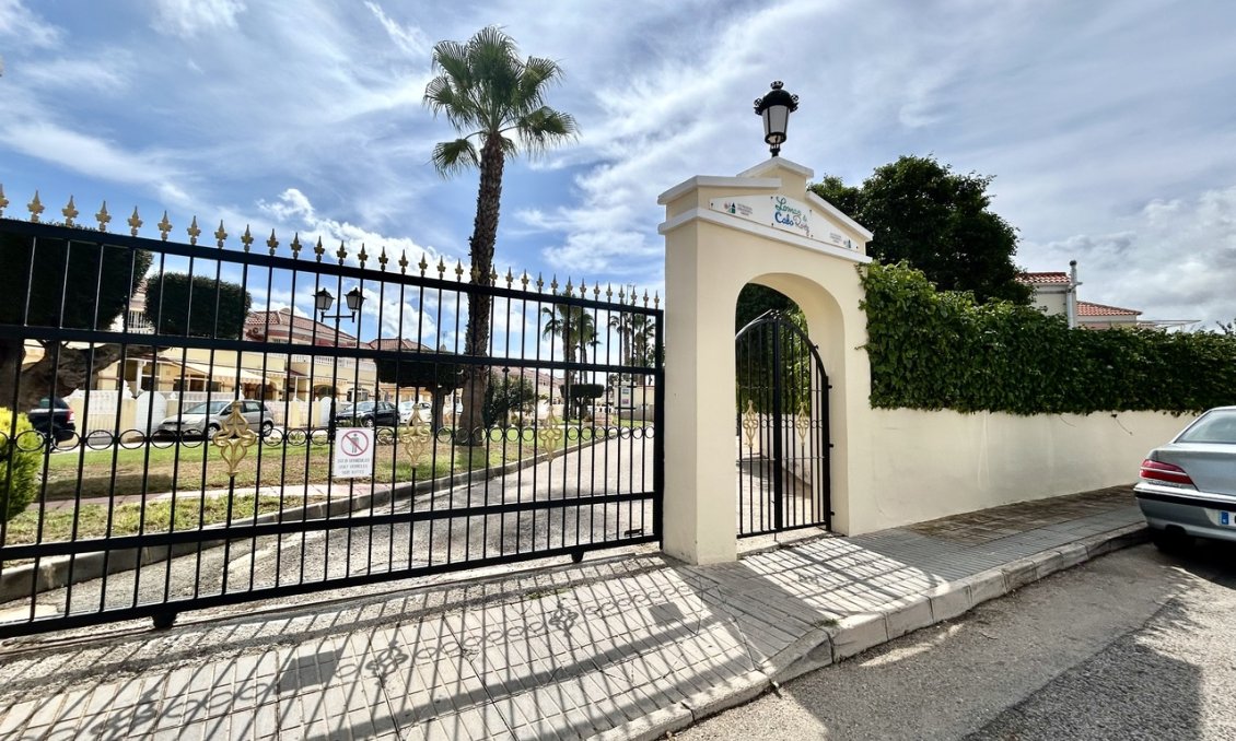 Revente - Maison de ville -
Cabo Roig - Costa Blanca