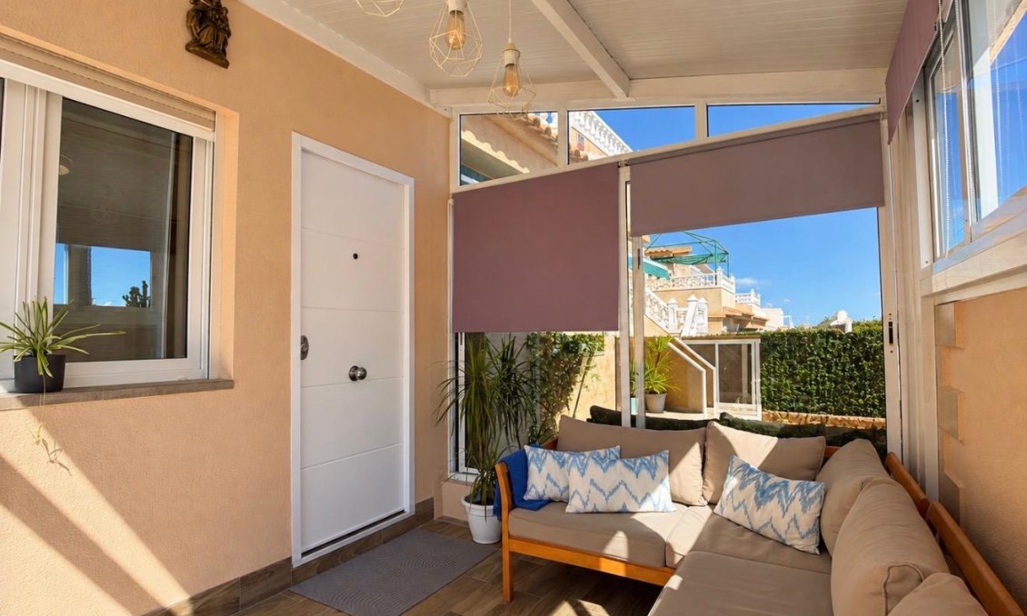 Revente - Villa -
Orihuela Costa - Costa Blanca