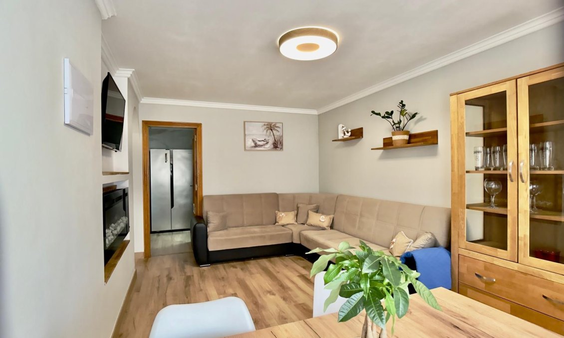 Revente - Villa -
Orihuela Costa - Costa Blanca