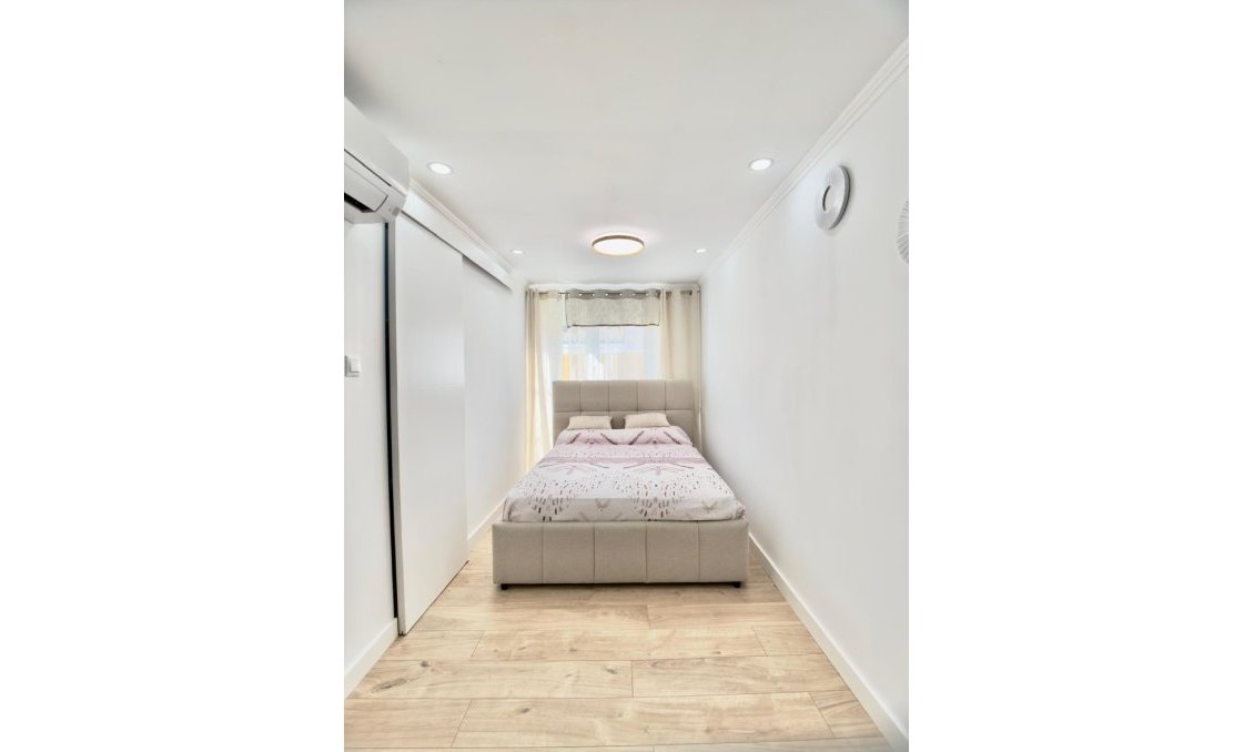 Revente - Villa -
Orihuela Costa - Costa Blanca