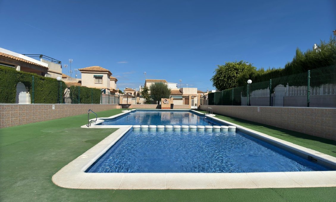 Revente - Villa -
Orihuela Costa - Costa Blanca