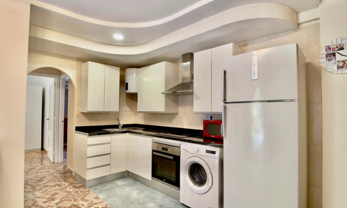 Resale - Apartment -
Torrevieja - Costa Blanca