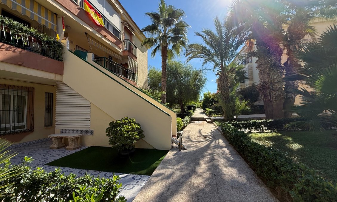 Resale - Apartment -
Torrevieja - Costa Blanca