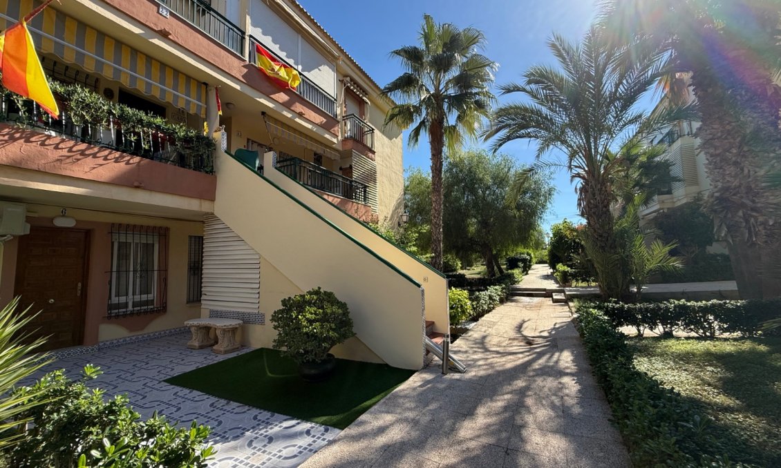 Resale - Apartment -
Torrevieja - Costa Blanca