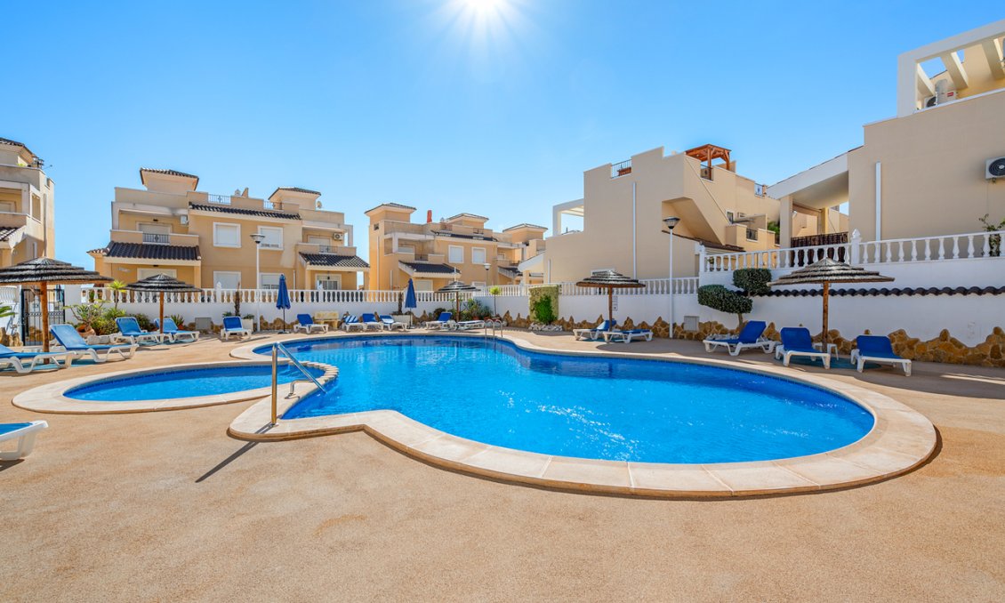 Segunda mano - Adosado -
San Miguel de Salinas - Costa Blanca