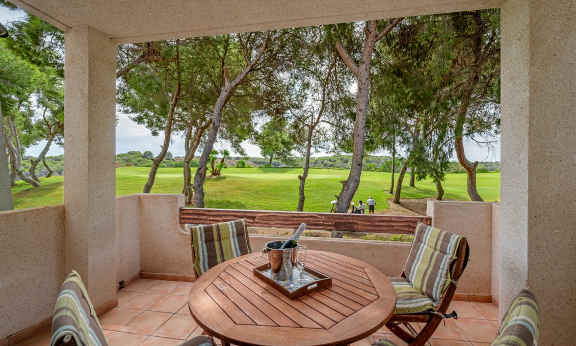 Segunda mano - Ático -
Dehesa de Campoamor - Costa Blanca