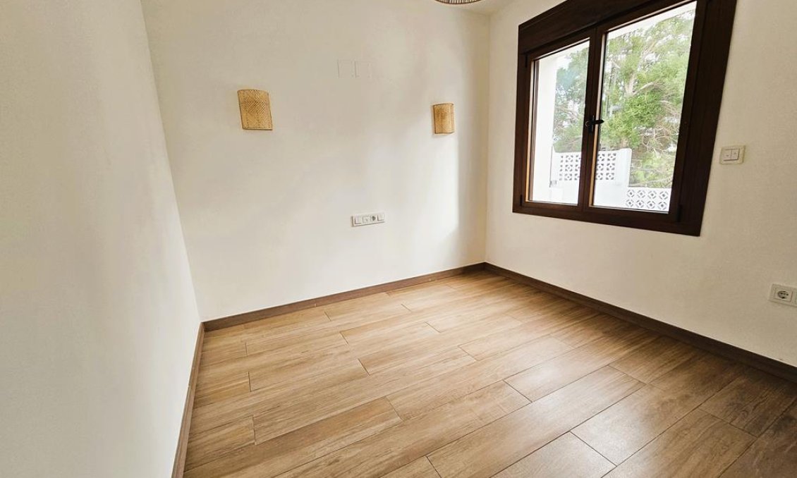 Segunda mano - Villa -
Jávea - Costa Blanca