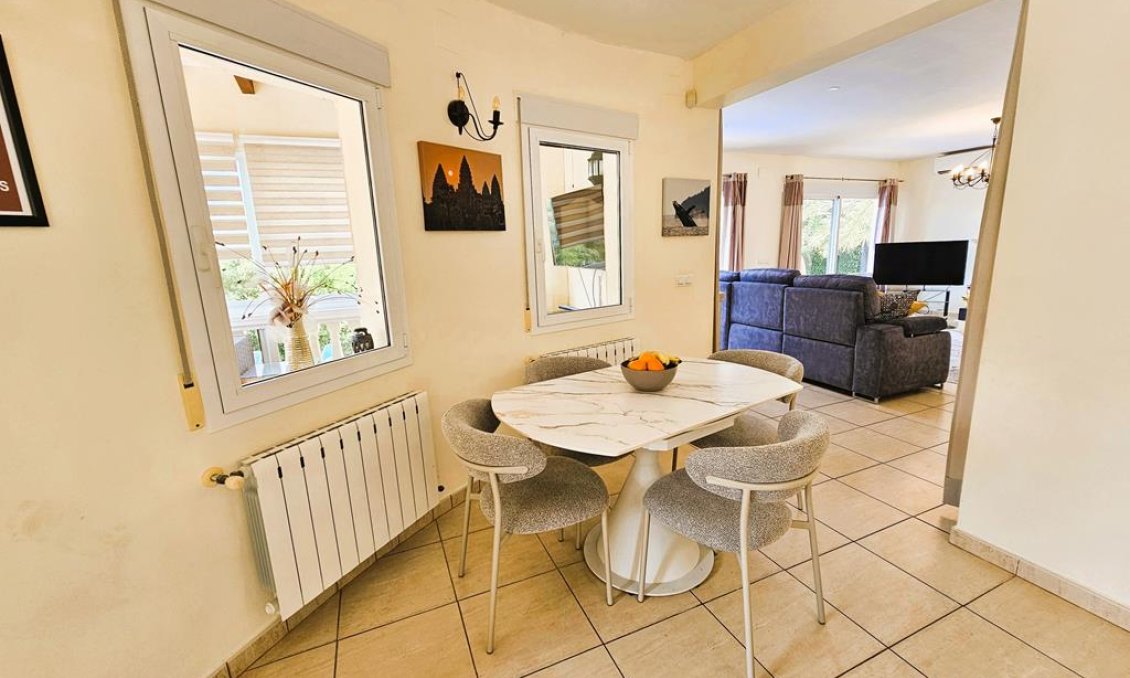 Segunda mano - Villa -
Jávea - Costa Blanca