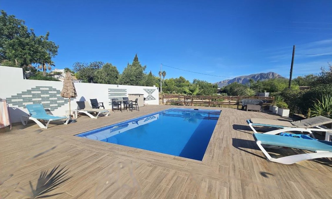 Segunda mano - Villa -
Jávea - Costa Blanca