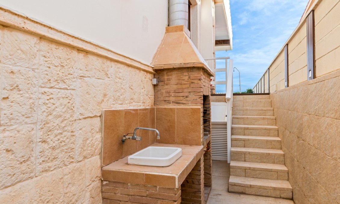 Segunda mano - Villa -
Guardamar del Segura - Costa Blanca